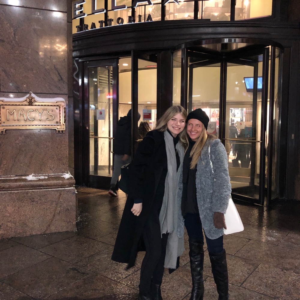 Meet your Posher, Sabrina